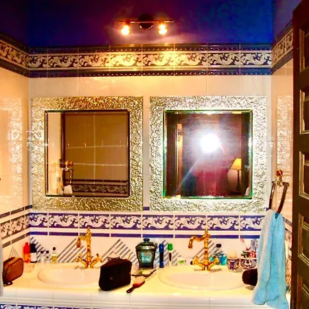 Hotel Terraplen Seis Boutique 5*